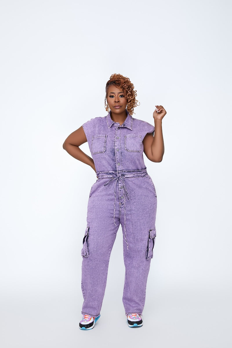 SUNSET DRINKS DENIM JUMPSUIT - CURVY