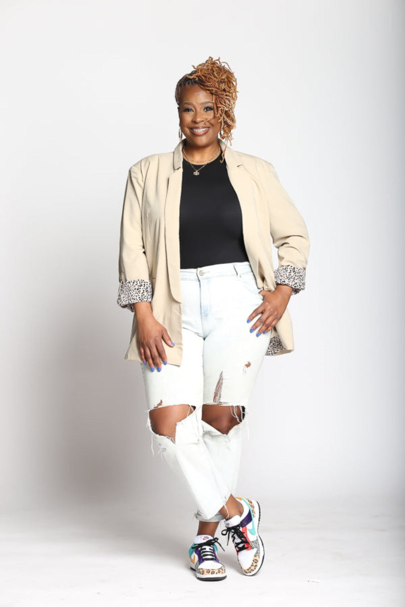 DAY TO NIGHT BLAZER - CURVY